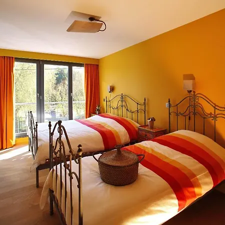 De Boerderie Bed & Breakfast