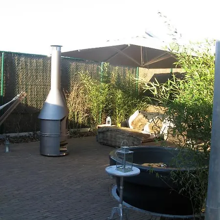 De Boerderie 2*